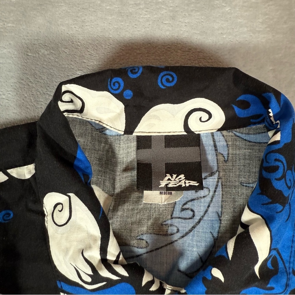 Vintage No Fear Hawaiian Shirt Mens M Dragon Print Rayon Blend USA 90s - Picture 4 of 8